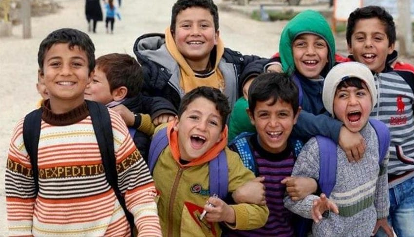  الأطفال السوريون في تركيا يبنون مستقبلاً مشرقاً عبر التعليم