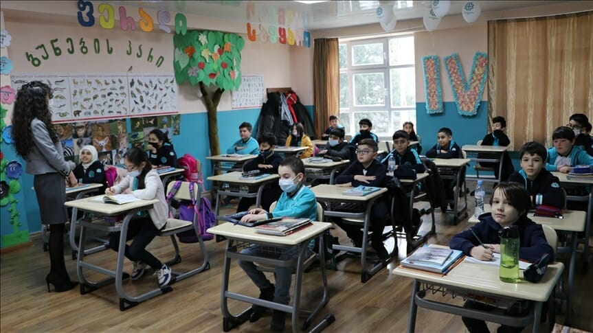  مدارس “المعارف التركي” بجورجيا تستأنف التعليم وجهاً لوجه