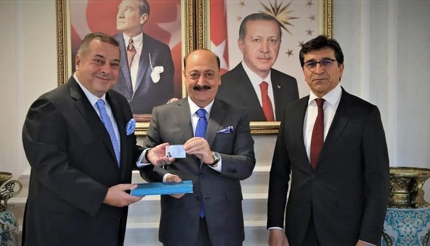  أول بطاقة تركواز في تركيا من صاحبها؟ 2021