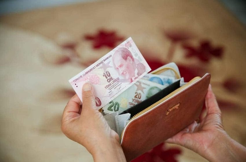 كم سعر الدولار في تركيا اليوم الجمعة 8-10-2021؟ سعر صرف الليرة التركية