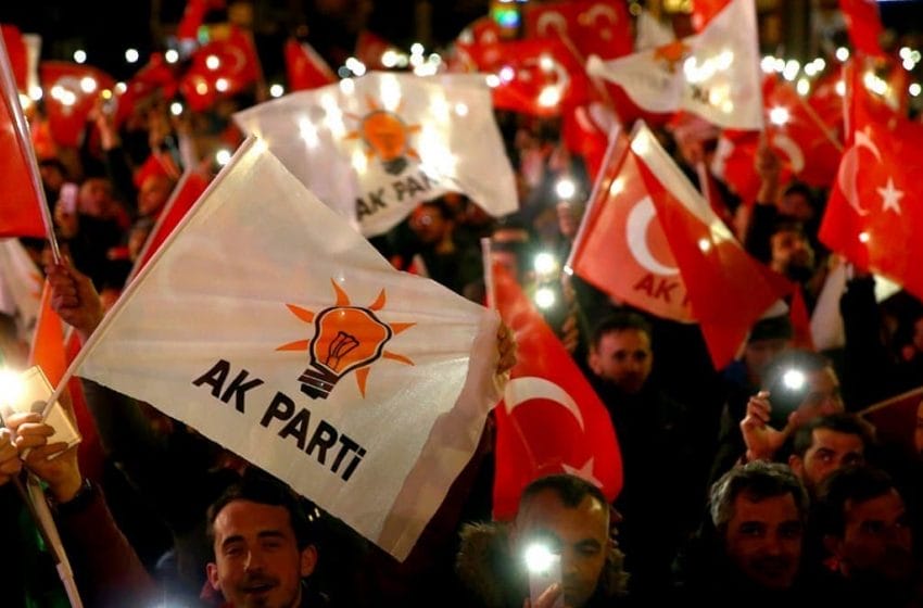  استطلاع رأي: حزب العدالة والتنمية التركي بإمكانه حل المشاكل الاقتصادية
