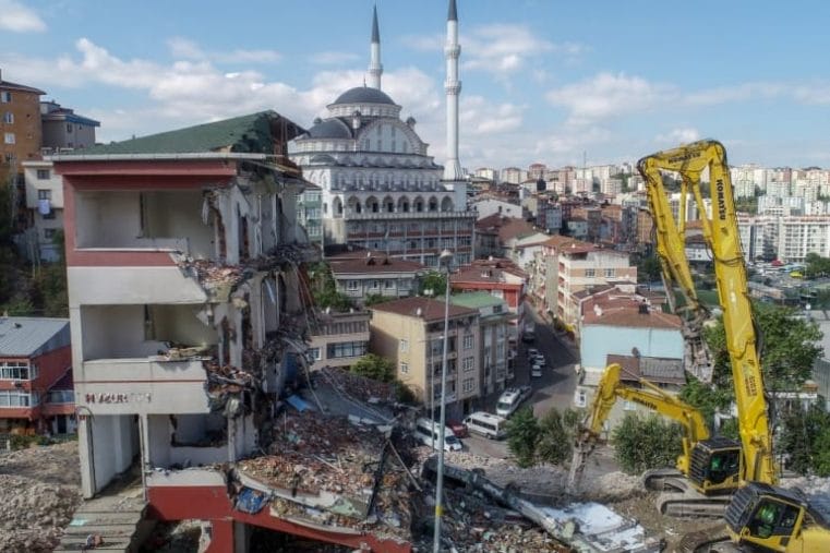 زلزال مدينة وان التركية