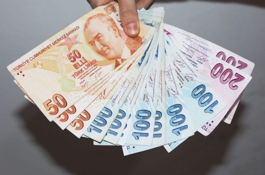 الحد الأدنى للأجور في تركيا 2022