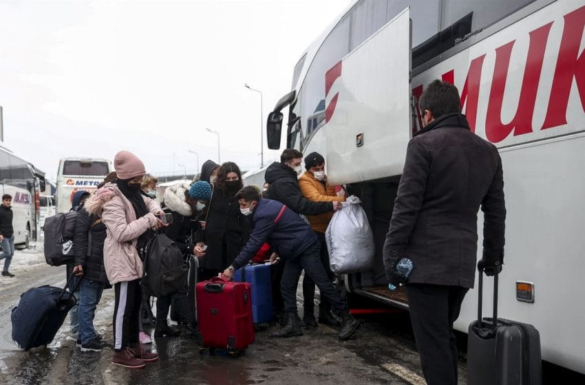 عودة رحلات الحافلات بين إسطنبول والولايات التركية