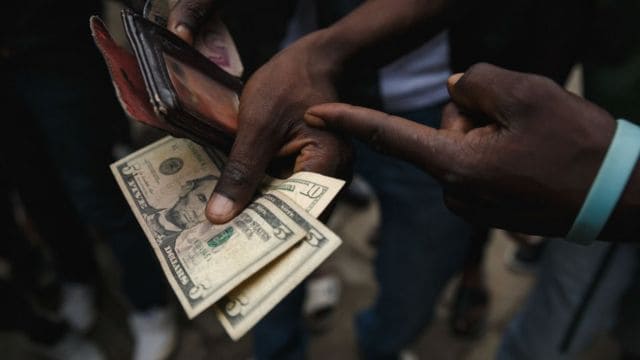  عاجل سعر الدولار في السودان اليوم الأربعاء 9-3-2022