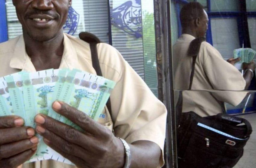  عاجل الدولار في السودان.. هل تراجع المركزي عن قرار التعويم التام؟