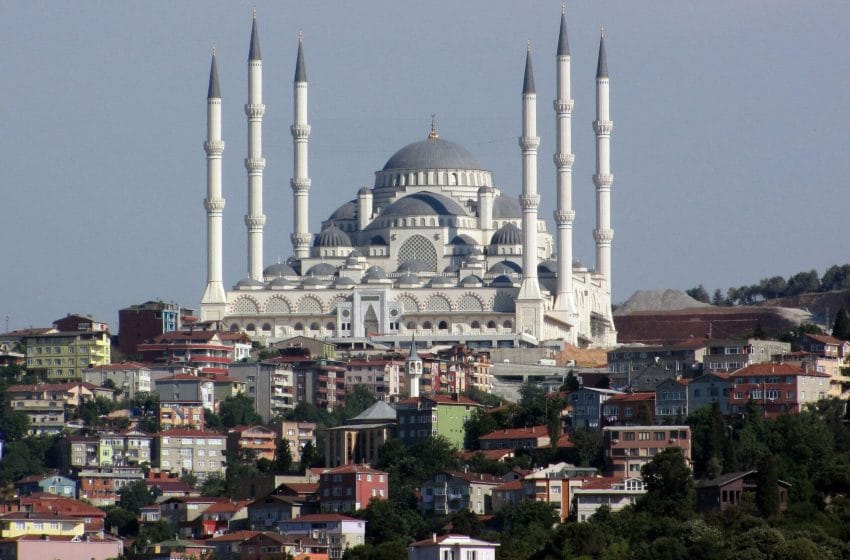 عودة صلاة التراويح في تركيا