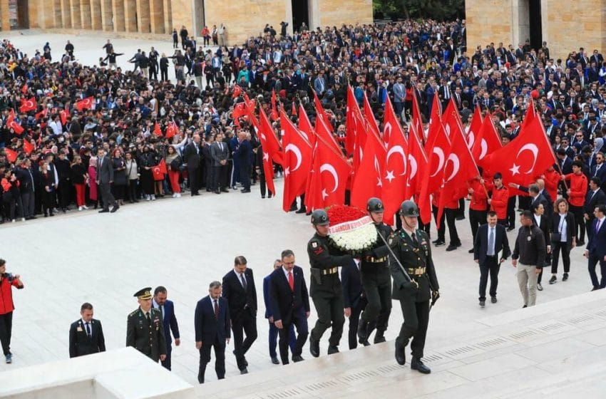 احتفالات عيد الشباب والرياضة في تركيا 2022 تعم البلاد