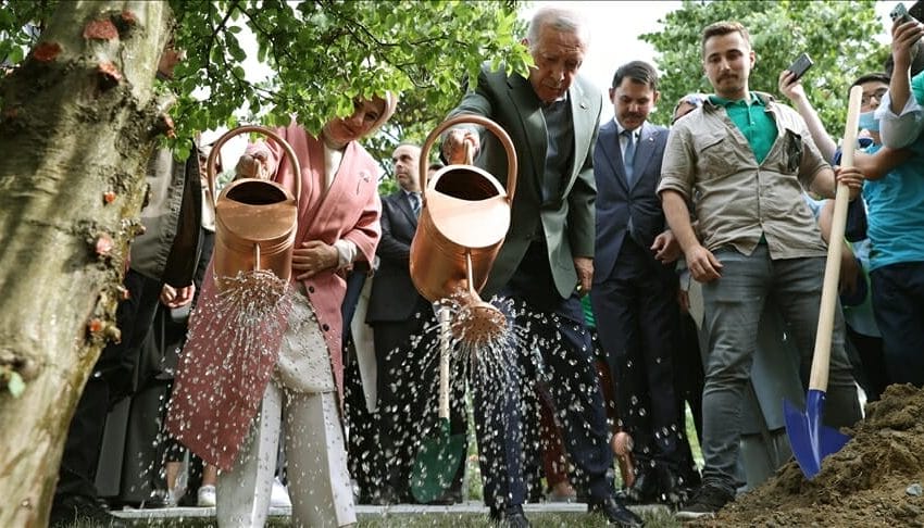 أردوغان في حديقة الشعب